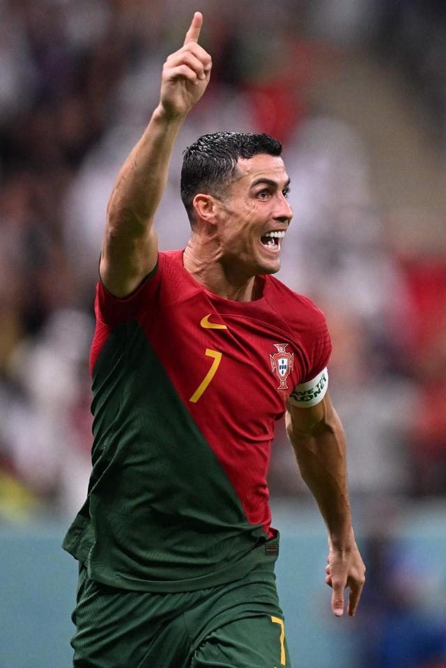 NBA焦点战：湖人连败危机，东契奇37分难救主，国王蒙克爆发创赛季新高