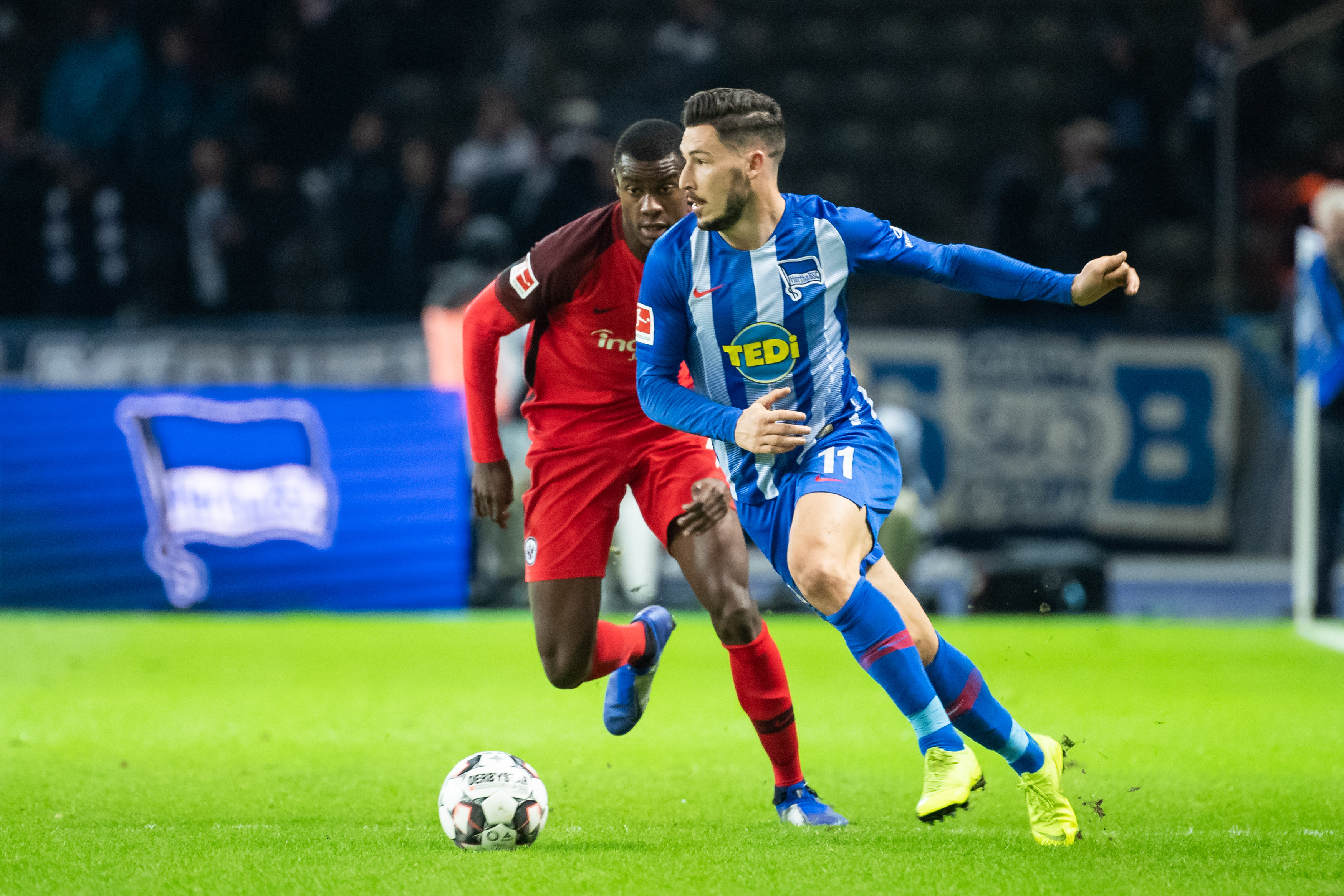 早报 ｜ 利雅得胜利5比1扎瓦拉