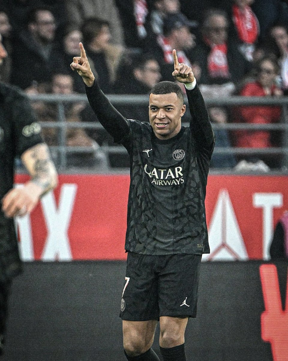 [NBA]杰伦威抢断反击 飞身暴扣点燃全场