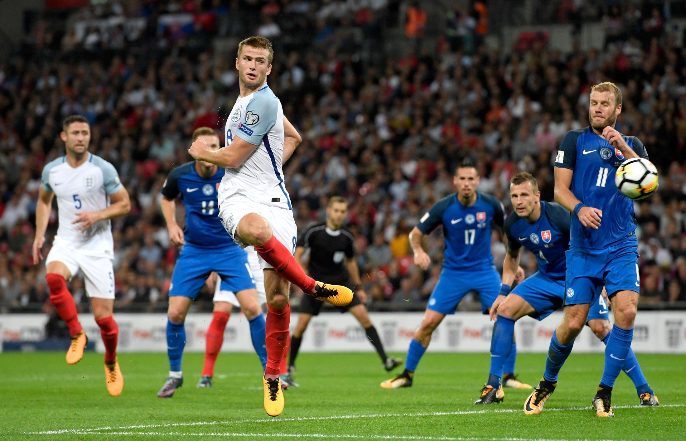 绿茵大战风云再起《中超英雄》8月8日公测