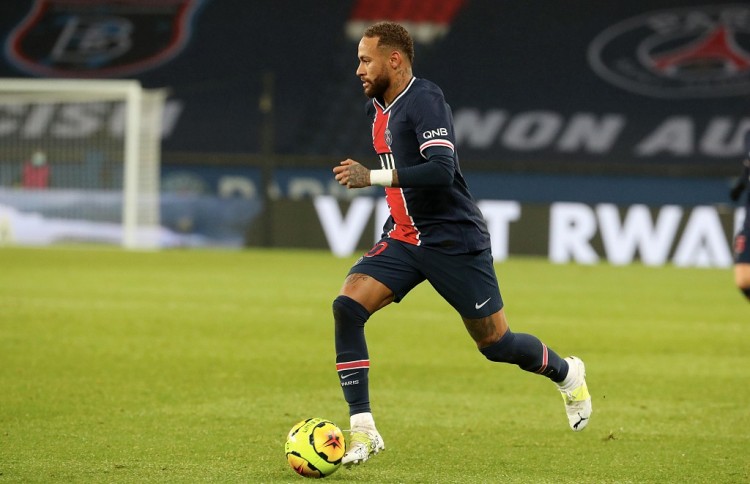 皮蓬小女儿现身湖人比赛，高挑辣妹气质满分，完美继承父母基因