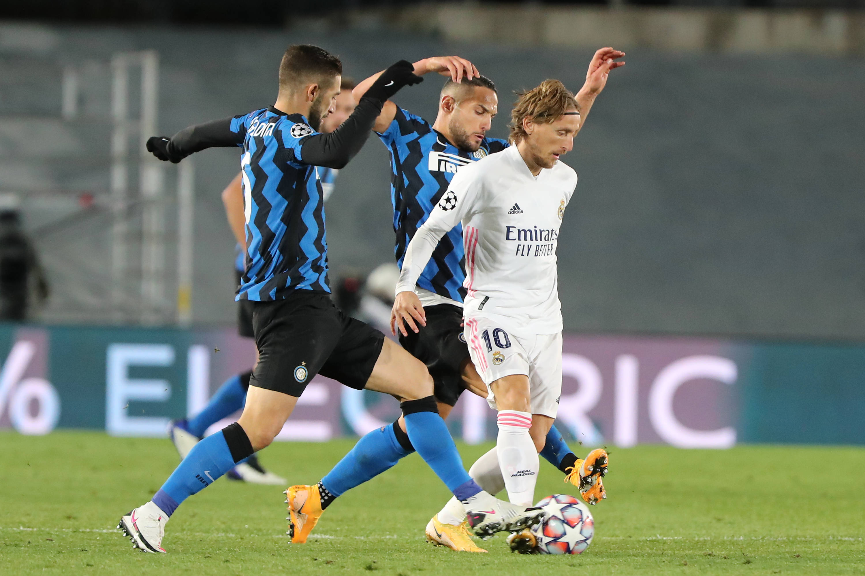 又见故人来！维拉为冲英超冠军 弃马伦招揽当年射手王