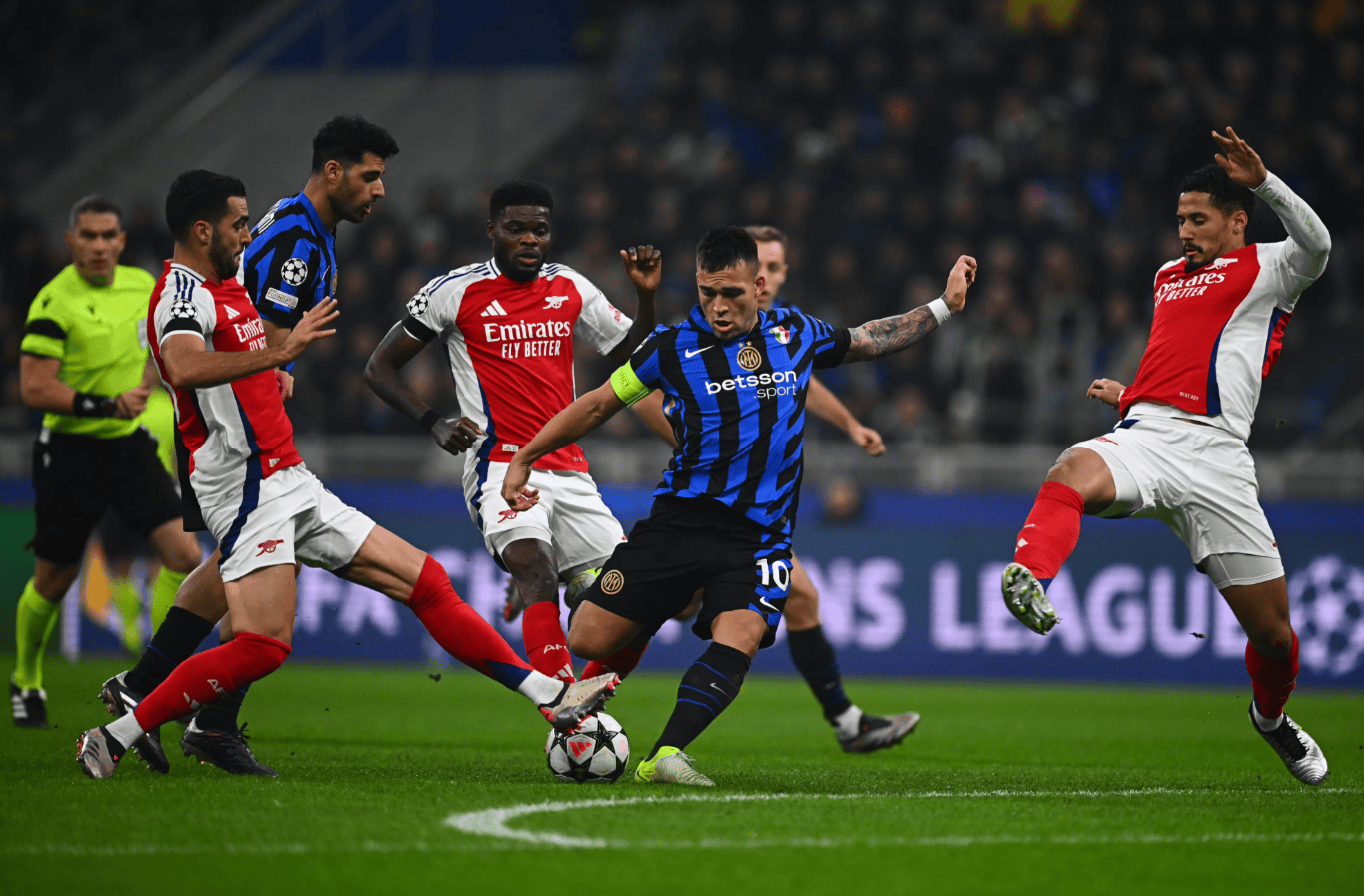 字母哥21分雄鹿送湖人连败 詹姆斯26+9+10东契奇24分6犯